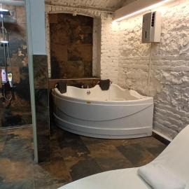 Old Café Spa Apartment - Unique space