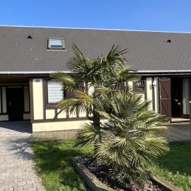Charmant chalet 4P avec jardin privatif, proche plage et commerces à Merville-Franceville - FR-1-487-333
