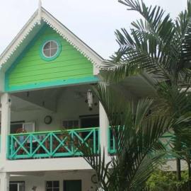 Reefside Villa, Hotel in Crown Point
