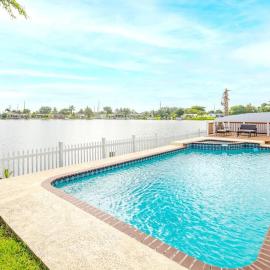 Stunning Lake-Front Villa with Pool & Spa