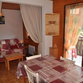 Appartement cosy à La Chapelle-d'Abondance avec balcon et parking - FR-1-692-22