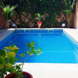 Superbe villa avec piscine à Mbour
