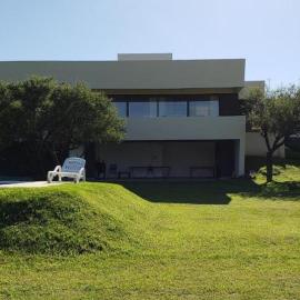 Casa Carlos Paz en Country Causana, hotel u gradu Vilja Karlos Paz