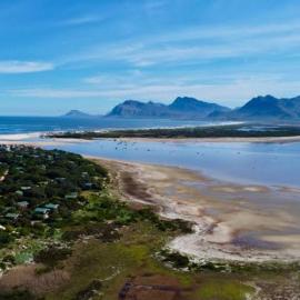 Fisherhaven Guest House, hotel v mestu Hermanus
