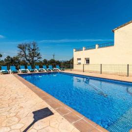 Can Bugantó - amplia casa con piscina y jardín