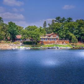 Ruttger's Bay Lake Resort، فندق في Deerwood