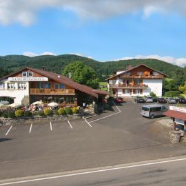 Waldhotel Dornröschenshöh, готель у місті Hemfurth-Edersee