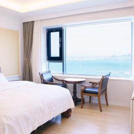 Fontana Beach Hotel, готель у місті Мокпхо