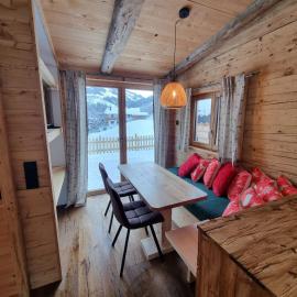 Chaleny - Das erste Tiny House Chalet im Zillertal, khách sạn ở Hainzenberg