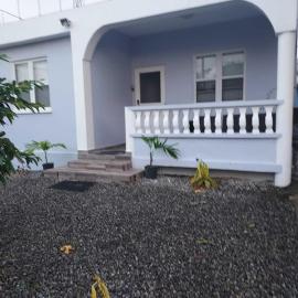 Lucia Bayview House, hotel in Glanvillia