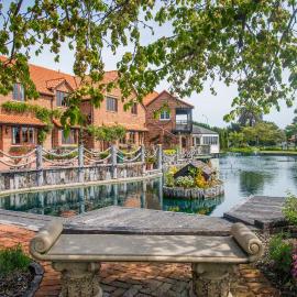 Compass Cottage - Monaco Resort