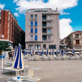 Hotel Maremola, Hotel in Pietra Ligure