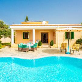 Villa Constantinos, hotel di Paphos