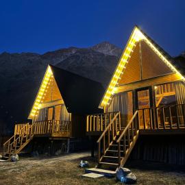Eco cottage Kazbegi, Hotel in Kazbegi