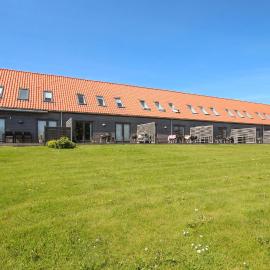 2 Bedroom Beautiful Apartment In Samsø, hotel a Samsø