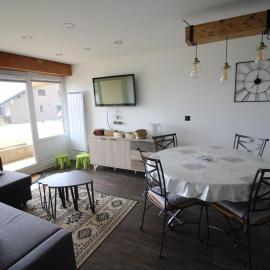 Appartement rénové 6 couchages à 150m des pistes - FR-1-297-156, hotell i Auris