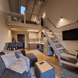 Vrachos Suites, hotel a Aigio