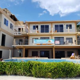Beach Side Condos Caye Caulker by CCVH, hotell sihtkohas Caye Caulker
