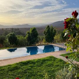 DAR LOUKA - atlas retreat en terre berbère, hotel in Tahannout