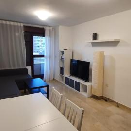 Gran piso cerca Centro Comercial y Playa, hótel í Ceuta