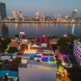 Pooltop Phnom Penh, מלון בפנום פן
