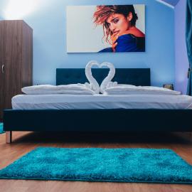 GUITAR - Camere de Inchiriat