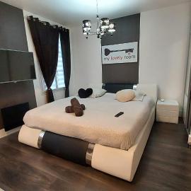 Appt 4P, parking, Disney direct, Vallée Village, hotel in Serris