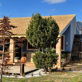 Attic Nature en Albacete, hotell i Caudete