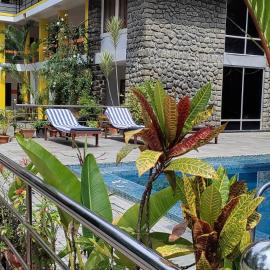 New Kovalam Beach Hotel, hotel di Kovalam