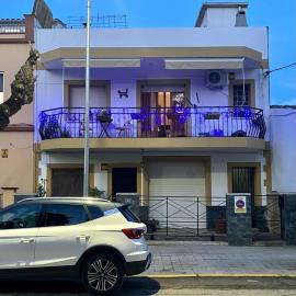 Habitaciones Yanet, hotel in La Granada