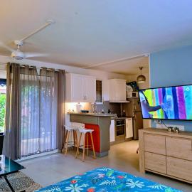 Studio COEUR DE VILLAGE - ORIENT BAY, hotel a Orient Bay