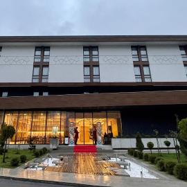 Lipa Hotel, хотел в Травник
