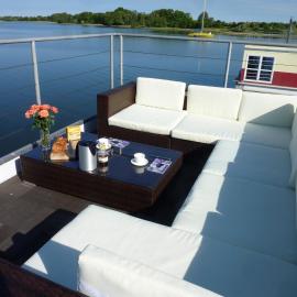 Hausboot LAGOON, hotel a Stralsund
