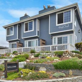 Sand Pebbles Inn, hotel v destinaci Cambria