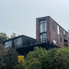 El Coo Lodge, hotel v mestu Queilén