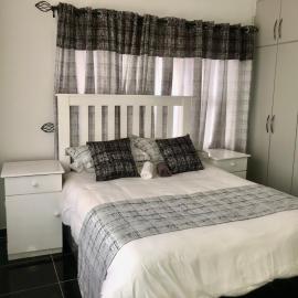 1 bed apartment in Mount Pleasant Heights - 2014, hotel a Kingsmead