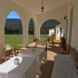 Casa Rural de la Finca Sierra Grande, hotel in Hornachos