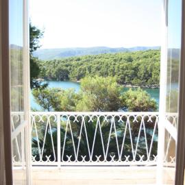 Apartment Bugenvila, hotell i Vrboska