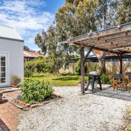 'Balmoral Cottage' A Kingston Beach Escape, Hotel in Kingston Beach
