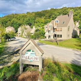 Fall Line Condos by Killington VR - Studios, hotel in Killington