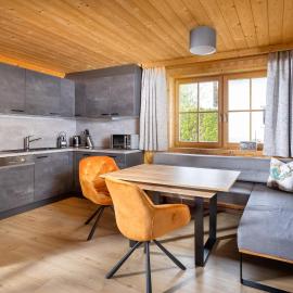 Apartmenthaus Matri by Pferd auf Wolke, hotel in Wald am Arlberg