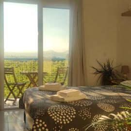 Thalassa Seaside Boutique Beach Apartment