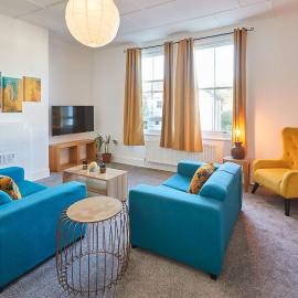 Beautiful Sea View Apartment in St Leonards on Sea, hotel in St. Leonards