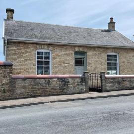 Traditional Cottage in West Kilbride Village, Hotel in Seamill