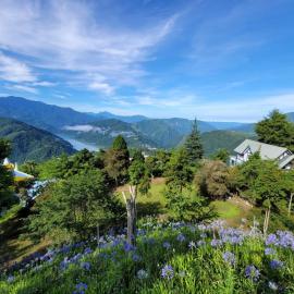 Zu Sin Garden B&B, hotel v destinaci Renai