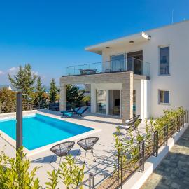 Villa Mare & Skye, hotel in Murter