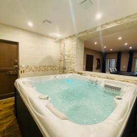 Un moment hors du temps - Jacuzzi - Billard -Baby-Foot- Sauna - Parking - 167