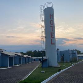 HOTEL E POUSADA ISIS, hotel in São Pedro