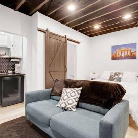 Housepitality - The Brandenburg Suite - Efficiency