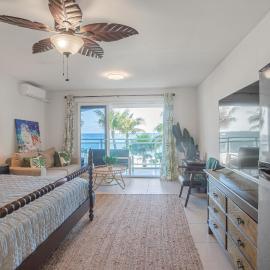Maho Beach Spacious 2BR Ocean Vista